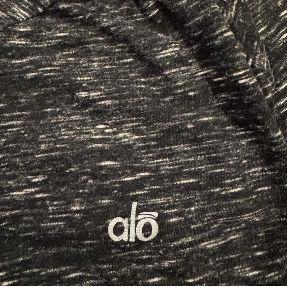 Alo Yoga Gray Short Sleeve Top - Picture 4 of 4